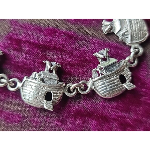 925 Sterling Silver Noah's Ark Toggle Closure Bracelet Vintage - Picture 2 of 10
